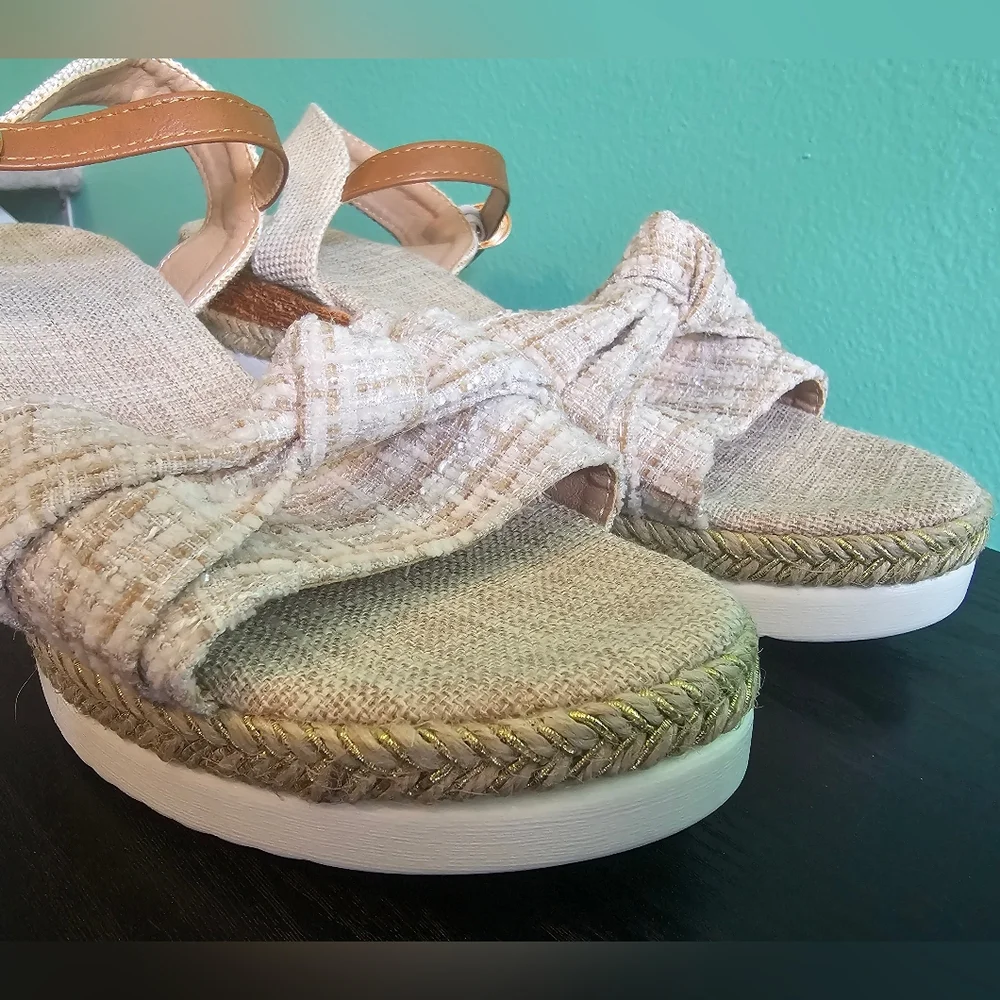 Women's Tan and Cream Espadrille Sandals Women's Size 38 NWOT